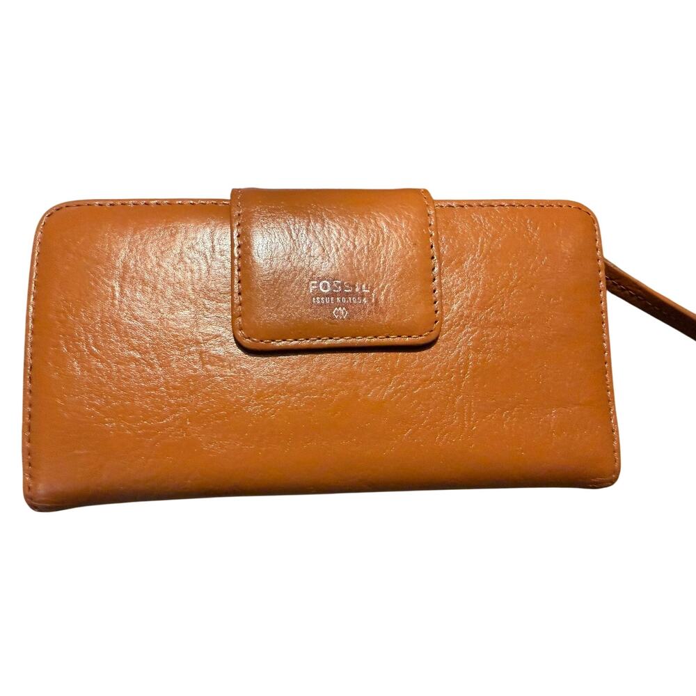 Fossil Logan leather tab clutch wallet in tan leather